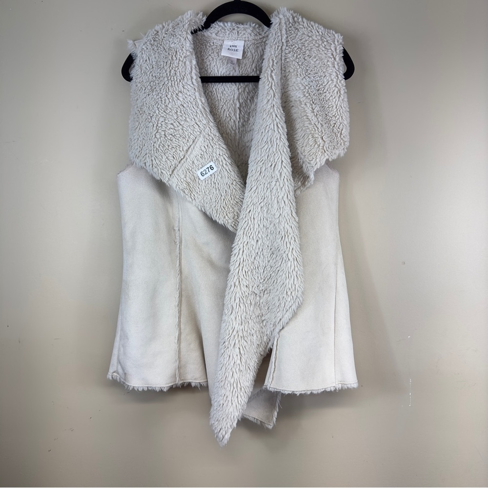 Knox rose large vest 18-1/2 p2p 27-1/2 length great preowned condition